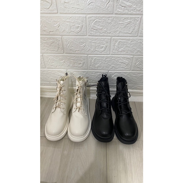 BS / Sepatu Boots Flats Wanita Kulit Premium Import 237