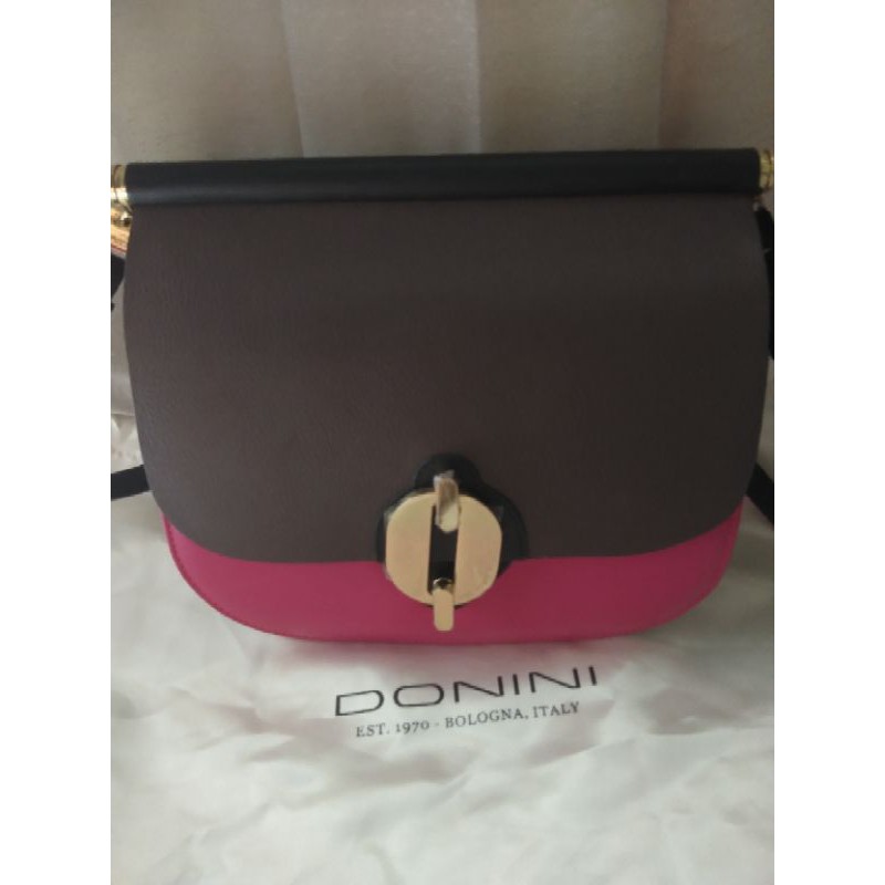 donini zoe ada lagi...net