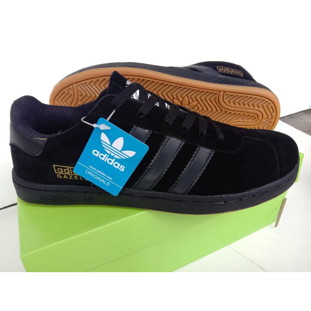 SEPATU GAZELE FULL BLACK/HITAM, ADIDA HAMBURG, SEPATU PRIA, SOL SUDAH DI JAHIT, SNEAKERS