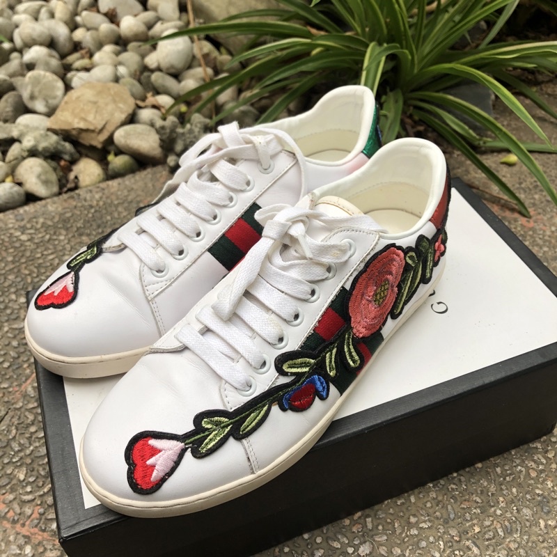 Sepatu Gucci Premium grade A DENGAN BOX (second) SIZE 37