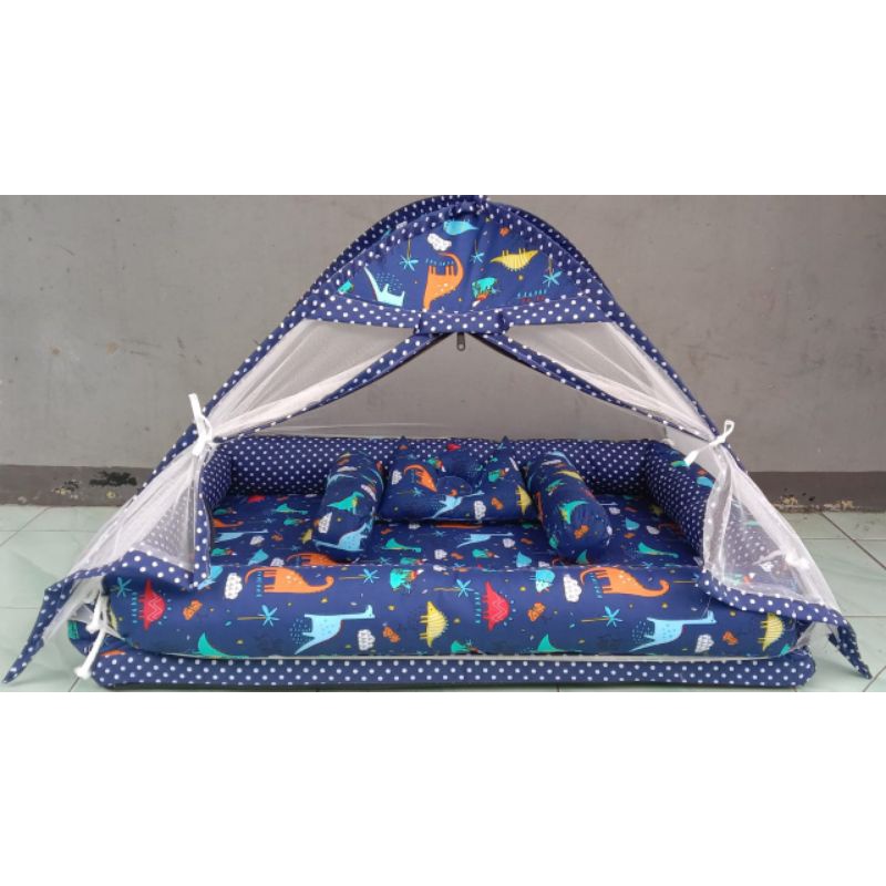 KASUR BAYI KELAMBU TENDA TERPISAH DINO NAVY + BANTAL MAHKOTA + TAS MIKA