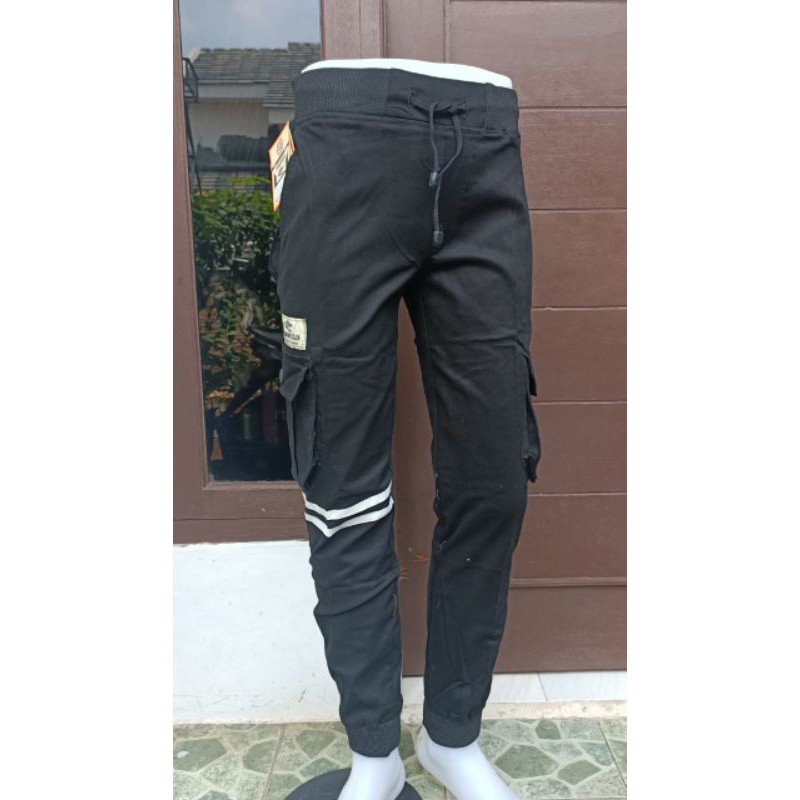 Celana Jogger Cargo Pria Pinggang Karet Hitam Original