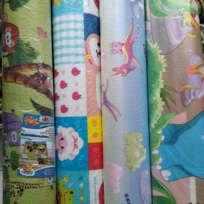 Karpet spons karakter minimalis motif bolak balik 180x200