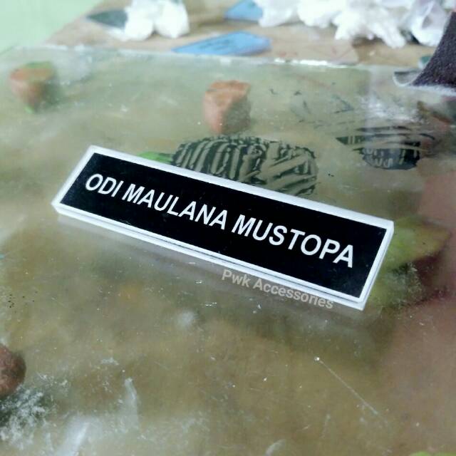 

Nama dada name tag magnet Double acrylic