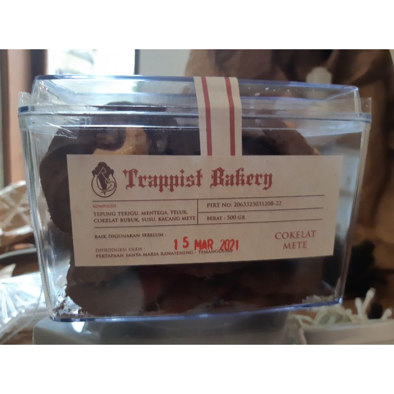 

Kue Kering Coklat Mede Rawaseneng