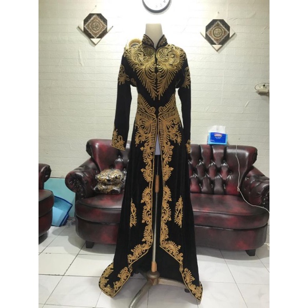 Baju bludru pengantin warna hitam,merah marun,merah cabe ,hijau botol