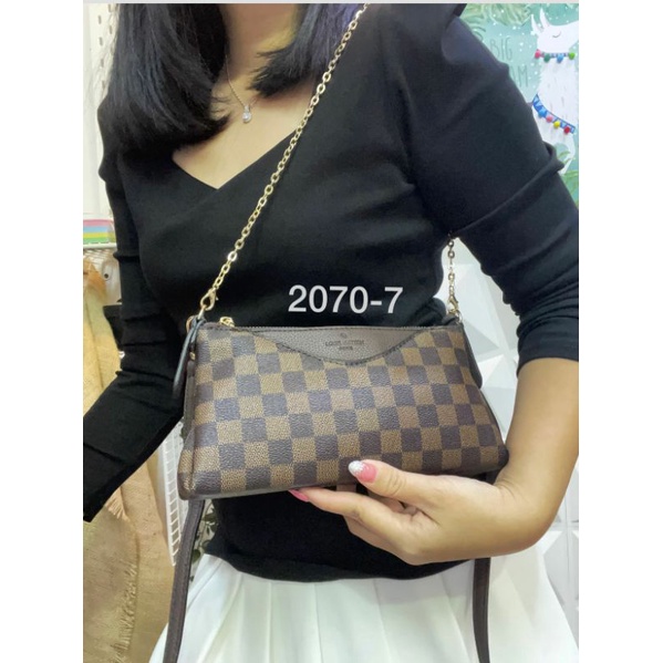 Tas Selempang Wanita Import,Slingbag Rante Wanita Kekinian