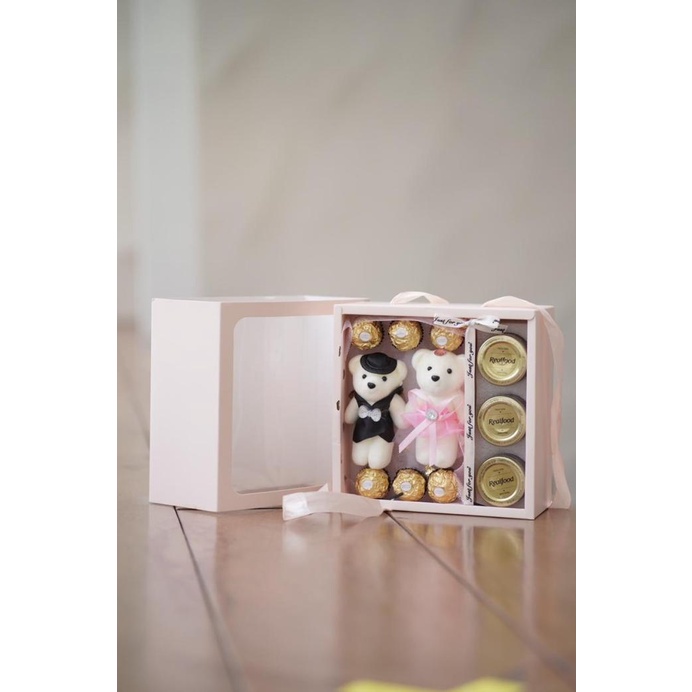 

Hadiah Kado Parcel Boneka Coklat Ferrero Walet Realfood Valentine 2021 Promo!!! R33A