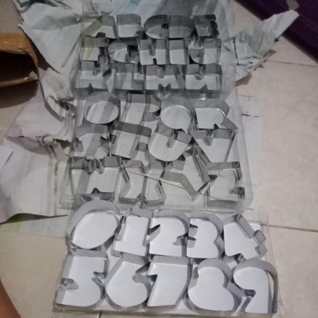 Cetakan Kue Donat Huruf Alfabet Dan Donat Angka
