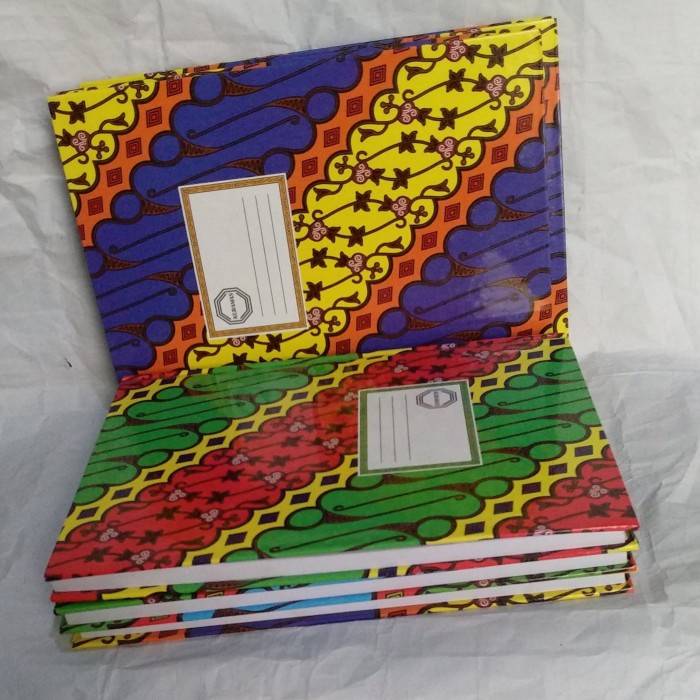 

Jual Buku Tulis Kwarto 100 Lembar Trendi