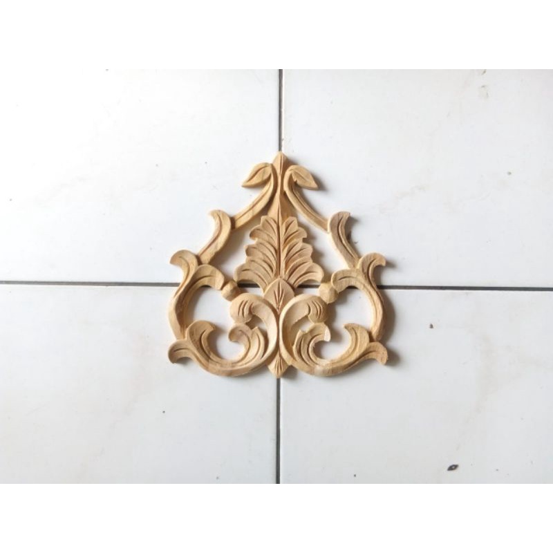 ukiran tempel kayu jati