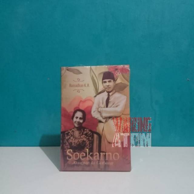 Buku Soekarno Kuantar Ke Gerbang By Ramadhan K H Shopee Indonesia