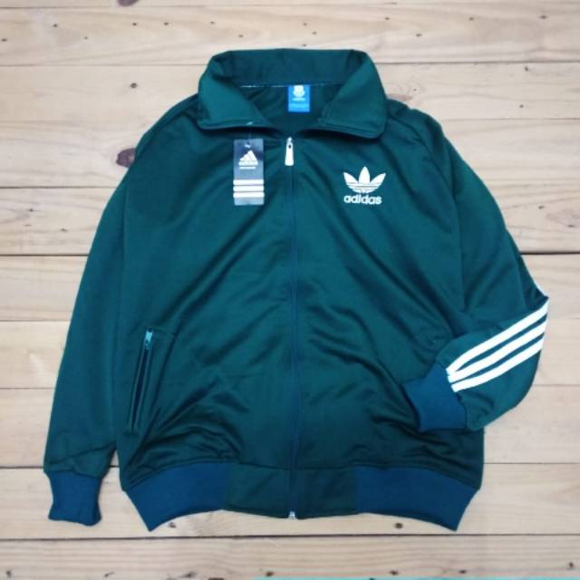 Jaket adidas hijau tua list putih