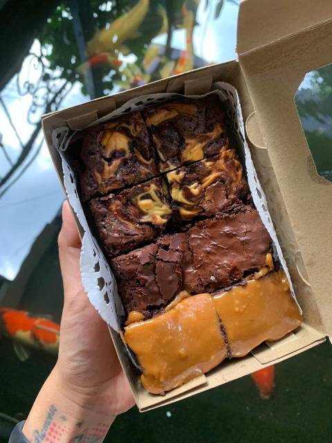 

BROWNIES PREMIUM Chewy Gooey Jogja