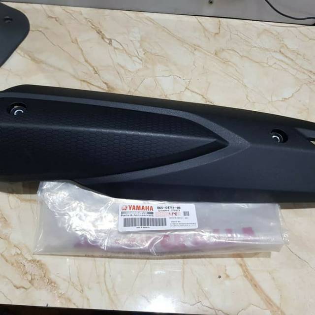 COVER TUTUP TAMENG KNALPOT LEXI AEROX 155 ASLI ORI YAMAHA