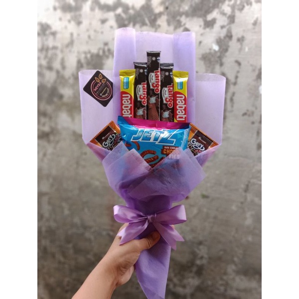 

Bucket Snack Murah / Bucket Uang / Bucket Boneka wisuda / Buket