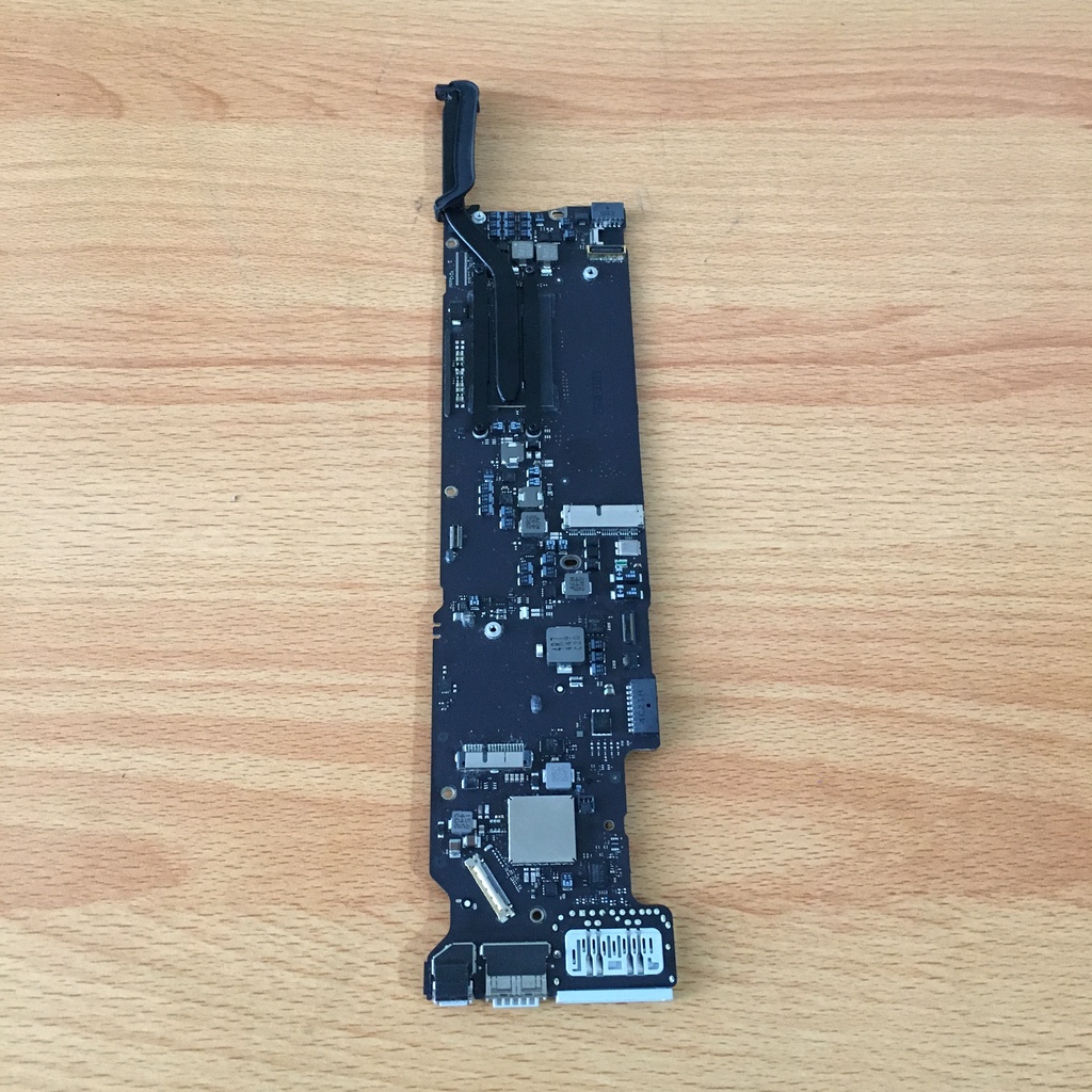 Logicboard Macbook Air 2014 A1466 13 Inch Motherboard Kondisi Mati