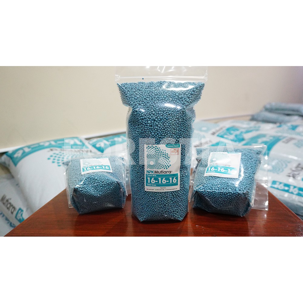 Pupuk NPK Mutiara 161616 1 kg