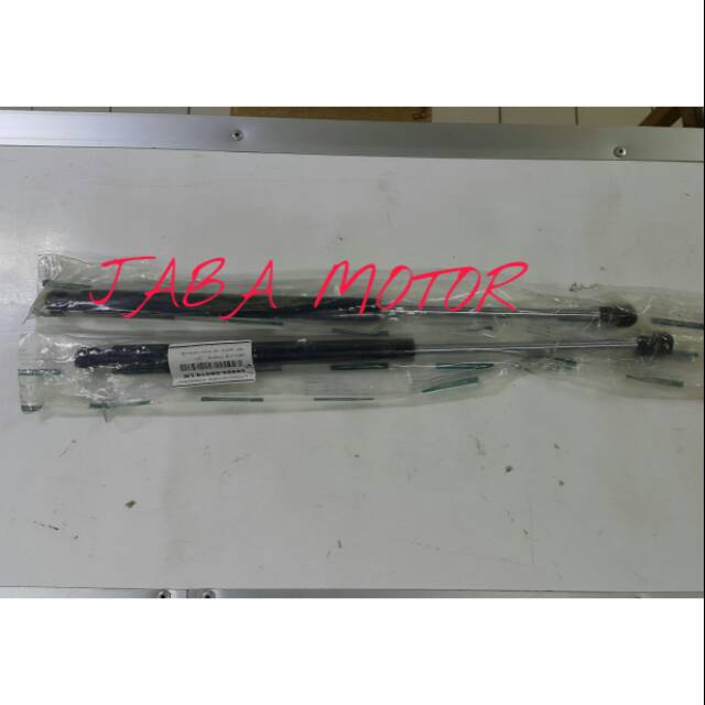 Shock bagasi belakang Yaris 2006-2013