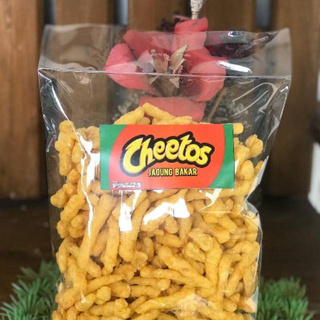 

Snack kiloan termurah cheetos 240gram