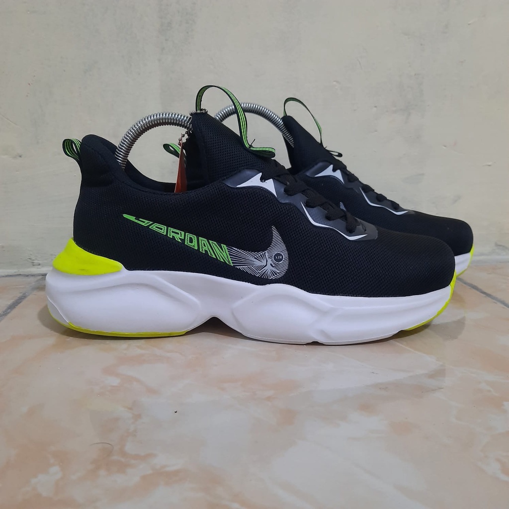 promo,,, Nike_ jordan sol warna [hitam stabilo]-sepatu pria impor model terbaru-casual slip on