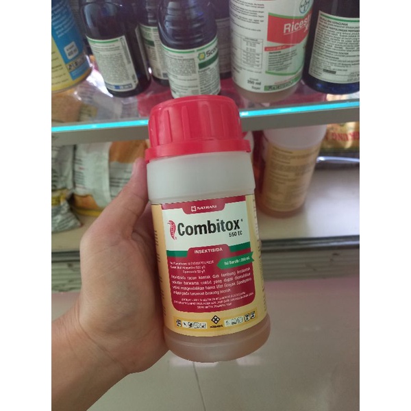 insektisida combitox 550 EC 250ML,400ML