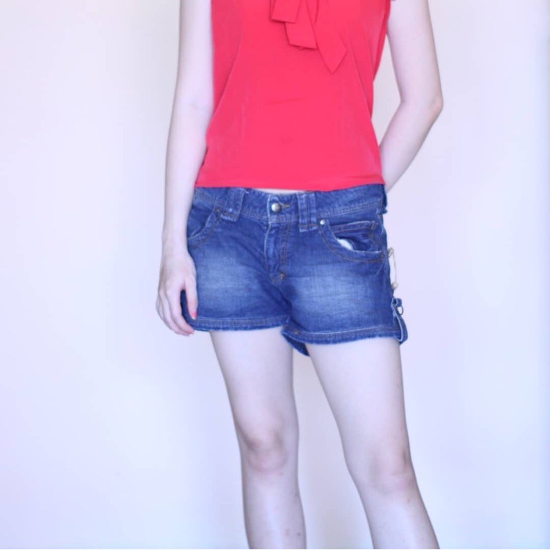 celana pendek second bekas preloved jeans