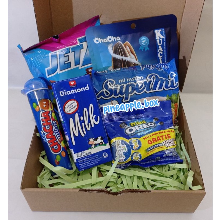 

Snack Box / Gift Box / Hampers Ultah / Hampers Wisuda / Kado Ultah / Kado Wisuda Blue Series