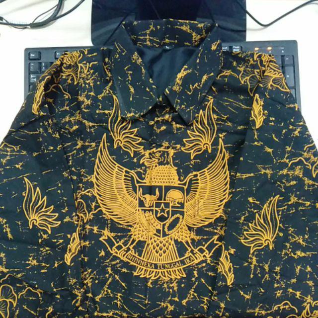 Garuda Pancasila Kemeja Batik Pria Batik Solo Kemeja Pria Lengan Panjang Batik Modern Ori By Dillan