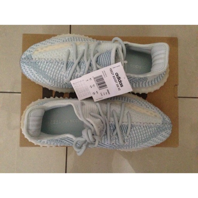 cloud white yeezy v2