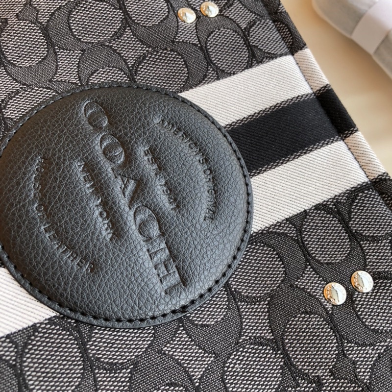 Coach Dempsey Caryall With Patch (C4113)