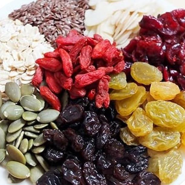 

HEALTHY GRANOLA COMBI B-500GR(OAT,RAISIN,ALMOND,CRANBERRY, GOJIBERRY)