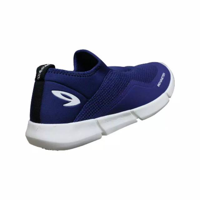 Sepatu slip on 910 original