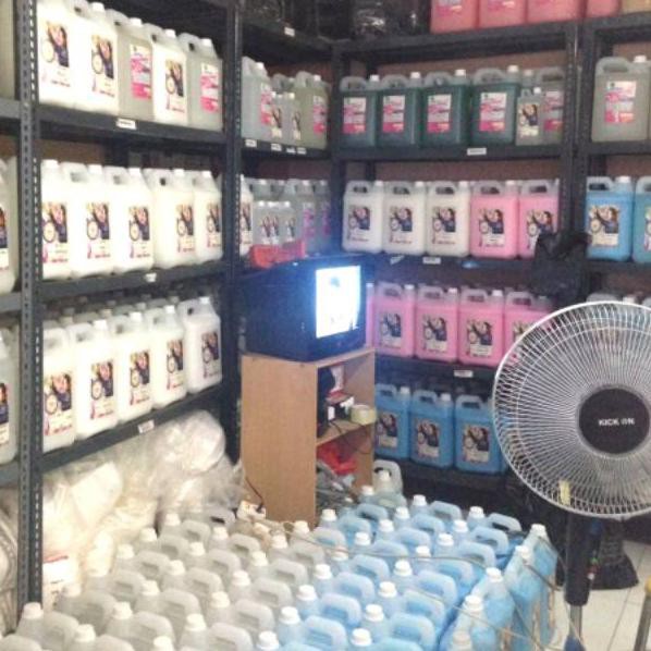Model Terkini.. Oxyboost Oxy Boost Pembersih Noda Berat Darah Jamur Luntur / Pembersih Oli dan Greas