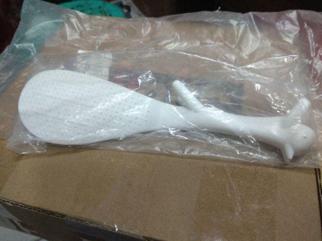 Centong Nasi Plastik F50