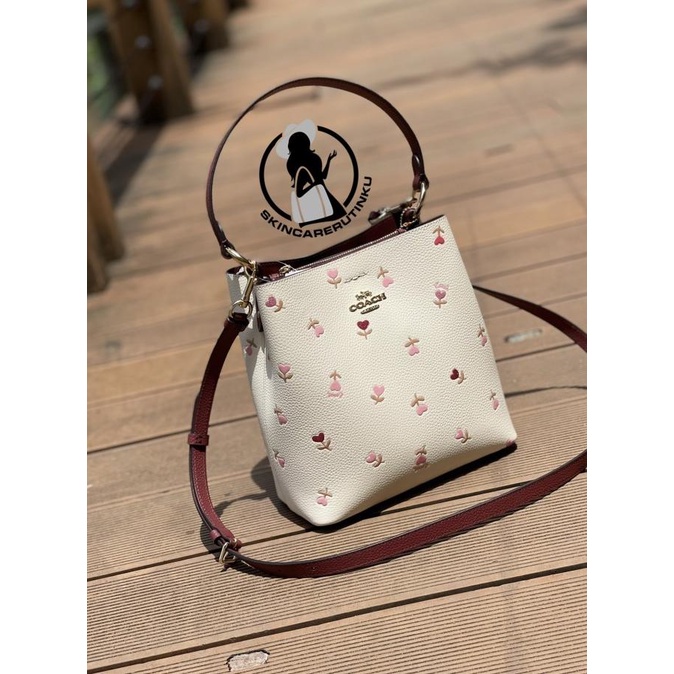 Jual Coach Small Town Bucket Bag With Heart Floral Print Original 100 Indonesia Shopee Indonesia
