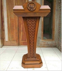 Podium Mimbar Masjid Jati Ukir Kayu