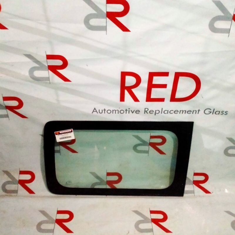 KACA SAMPING BELAKANG GRANMAX / LUXIO