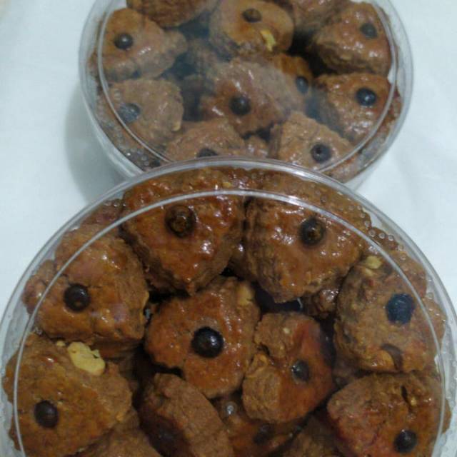 

Kue kacang cokelat