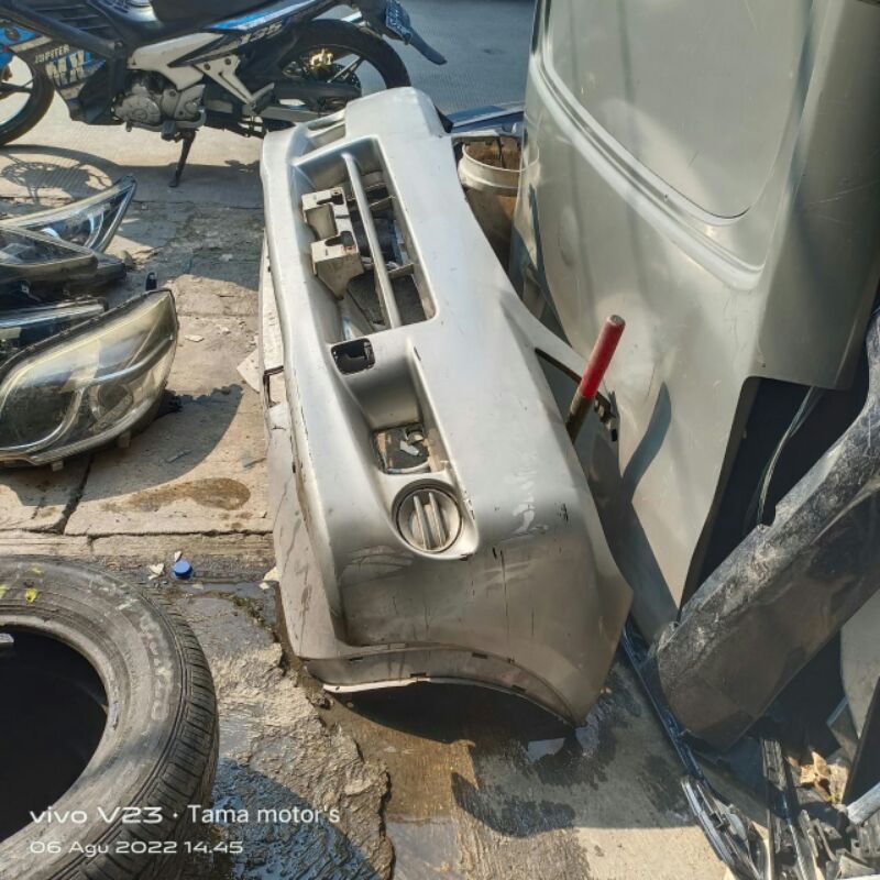 bemper depan toyota avanza 2010 vvti original