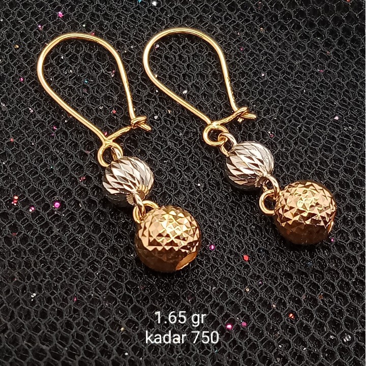 Anting Emas 17 K - 1.65 gr Kadar 750 - 3075