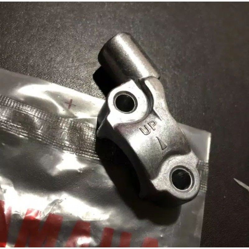 DUDUKAN SPION KANAN YAMAHA MIO/ VEGA/ SOUL/ XEON/ FINO