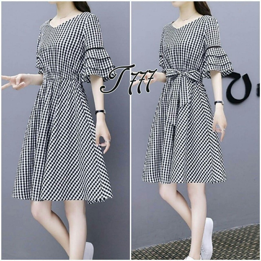 DVHOUSE Natal Edition Mini Dress Knit Amanda Lengan Pendek Rok Kancing Pesta Kondangan Wisuda Tunang