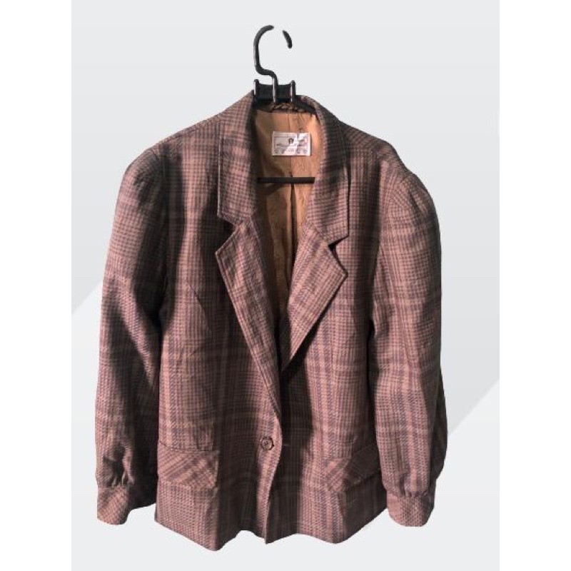 preloved blazer wanita aigner