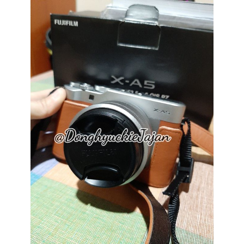 (SECOND) KAMERA MIRRORLESS FUJIFILM X-A5