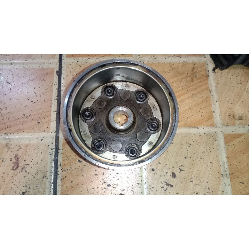 Magnet Supra X 125 Karisma