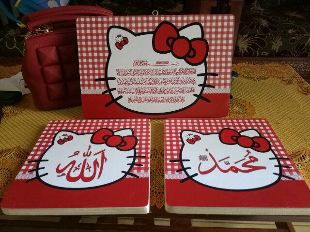 Walldecor Kaligrafi Hello Kitty Red  / Sepasang Ukuran 20x20cm