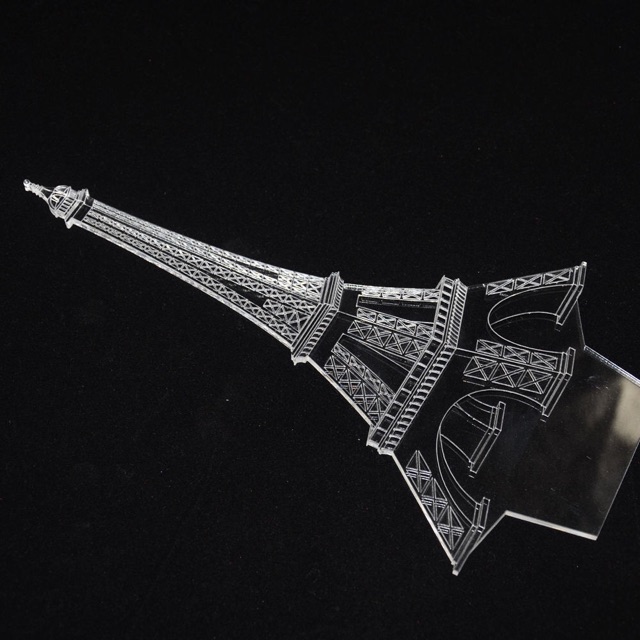 Lampu 3D LED Transparan Desain Eiffel Tower - White