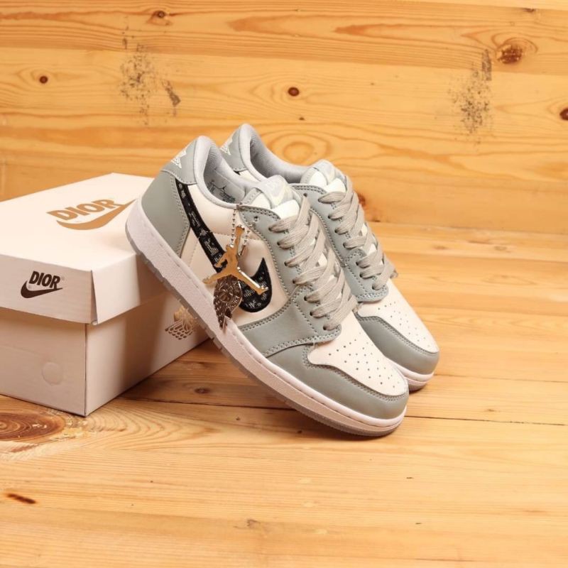 NIKE AIR JORDAN 1DIOR LOW UNISEX