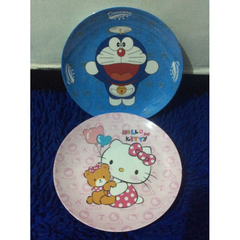 piring makan kitty , piring makan doraemon , piring makan karakter